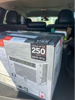 Vissani AC Unit
