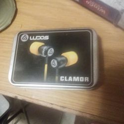 Ludos Clamor Wired Earbuds