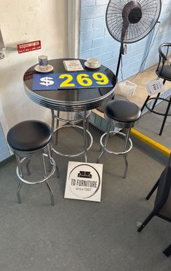 Bar Dining Table + 2 Stools
