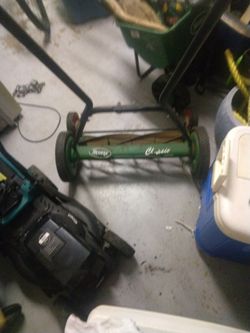 Scotts push mower