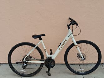 TREK verve 1 adult bike