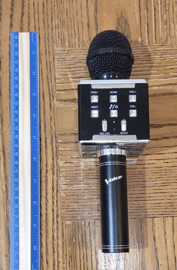 Karaoke Microphone with Speaker and Bluetooth