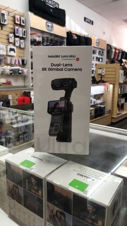 Insta360 Luna Ultra Standard Combo Cosmic Black Brand New