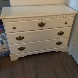 Short Dresser