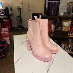 STEVE MADDEN TRIPLE PINK LEATHER CHELSEA BOOTS SIZE 9