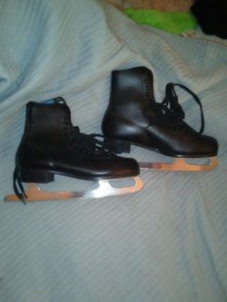 Black Leather Figure Ice Skates Size 10