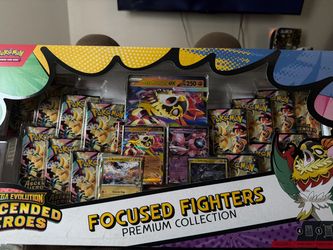 Pokémon Focused Fighters Premium Collection Box