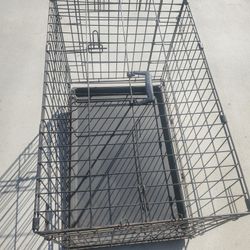 Medium Dog Crate With Tray. $20 OBO
