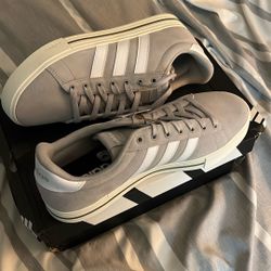 Men’s Size 11 Adidas Shoes