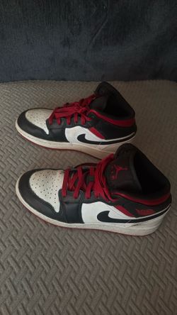 Nike Air Jordan size 4.5 Y