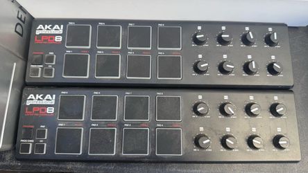 2x Akai Professional LPD8 USB MIDI Pad Controllers