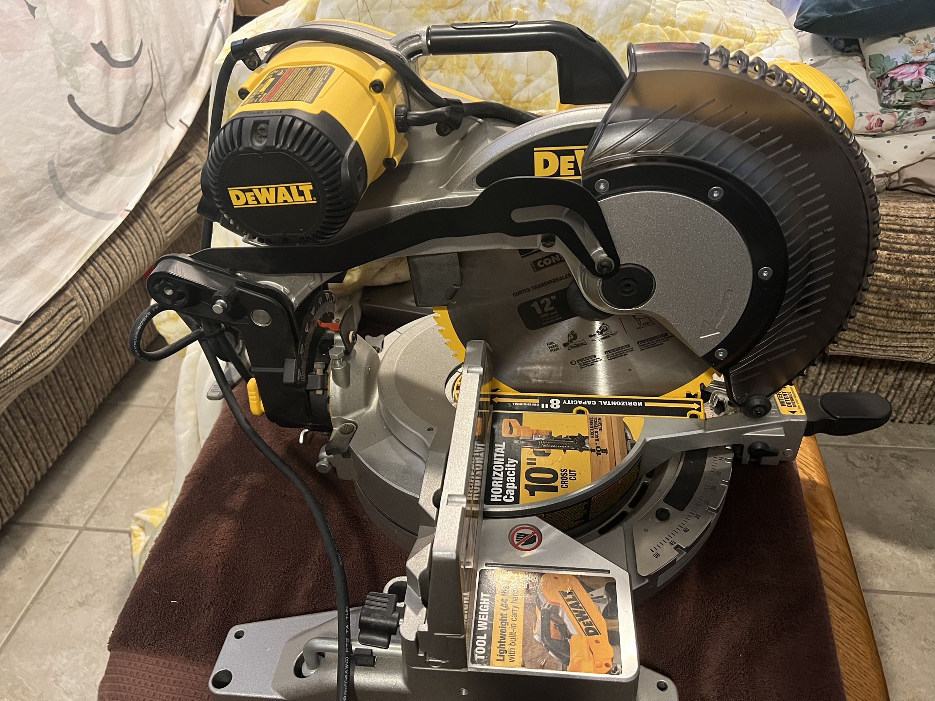 NEW DeWalt Compound Double Bevel Miter Saw