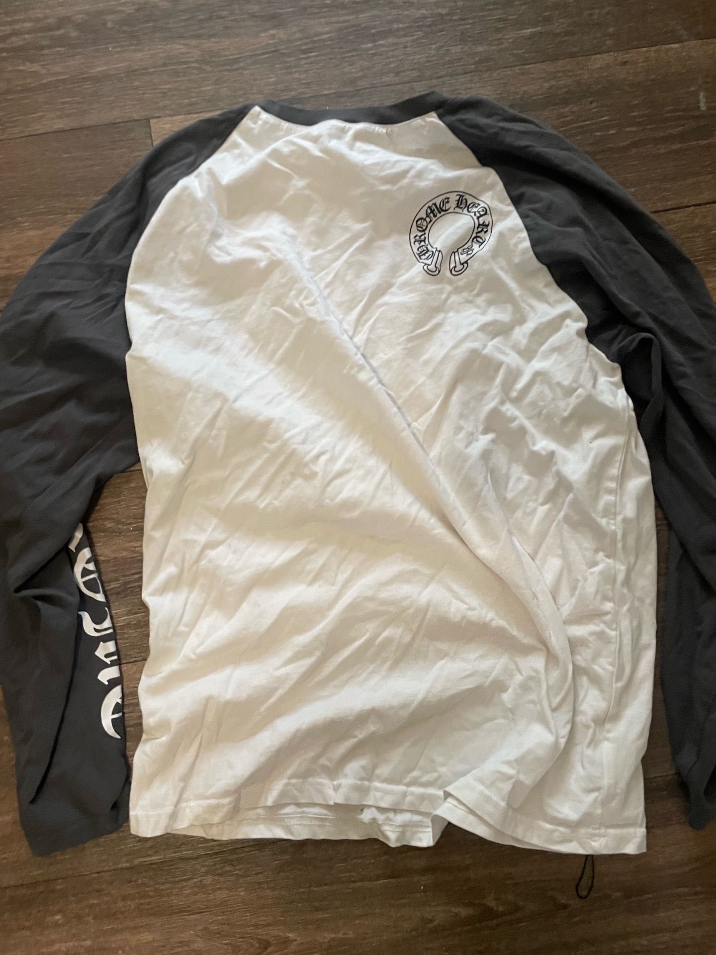 White grey chrome heart long sleeve