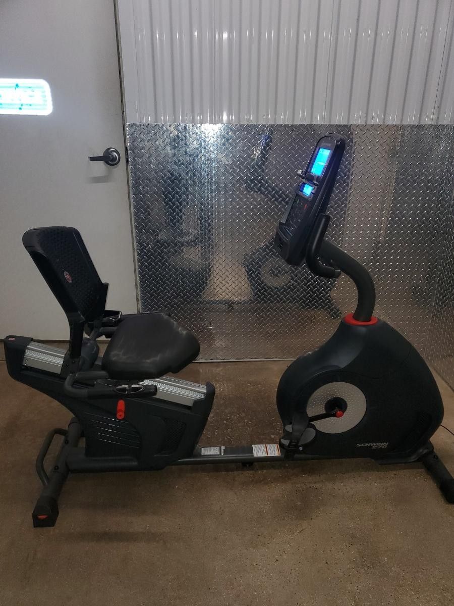 SCHWINN 270 RECUMBENT BIKE LIKE NEW DELIVERY AVAILABLE TODAY