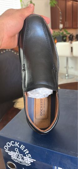 Dockers size 8