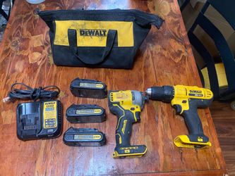 Dewalt impact, drill, 3 batteries, charger & Dewalt bag