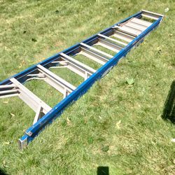 Werner 8 Ft Ladder - 385 lb Load Capacity 