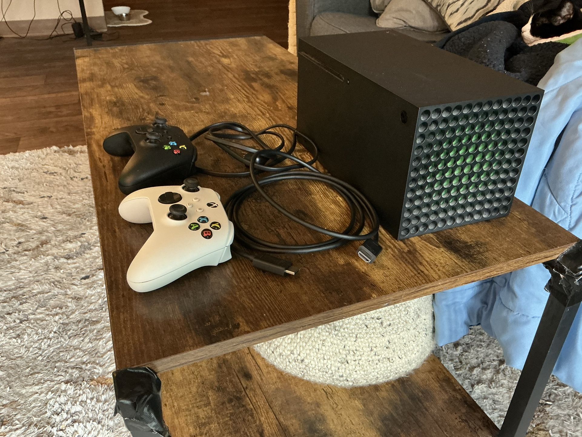 Xbox Series X+ 2 Controllers & Cables