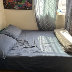 Full Size bed 