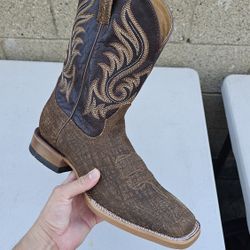 Size 11 D Ariat Work Boots Soft Toe 