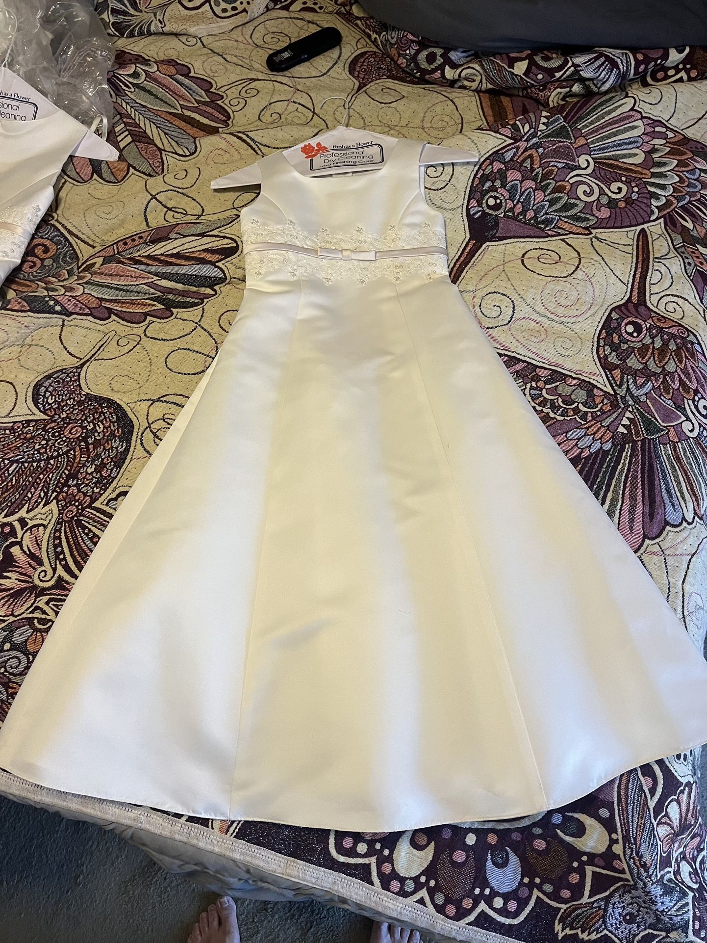 Like New Flower Girl Dress Size 6