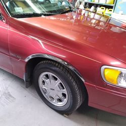 2000 Lincoln Town Car