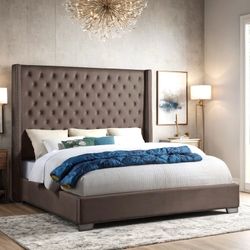 (NEW IN BOX) 6FT Brown King & Queen Size Tufted Bed Frame