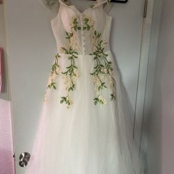 White Floral Pattern Wedding/Prom Dress