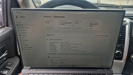 Dell XPS 15 9500 - Intel Core i7 10a Gen / 16GB RAM/512GB SSD