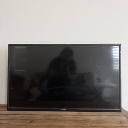 TV Vizio With Remote
