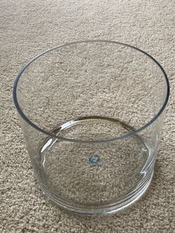 Glass vases for table centerpieces