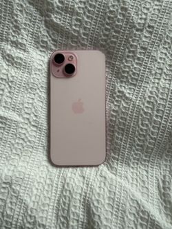 Pink iPhone 15 128GB