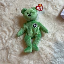 Kicks Beanie Baby (Tag Errors!)