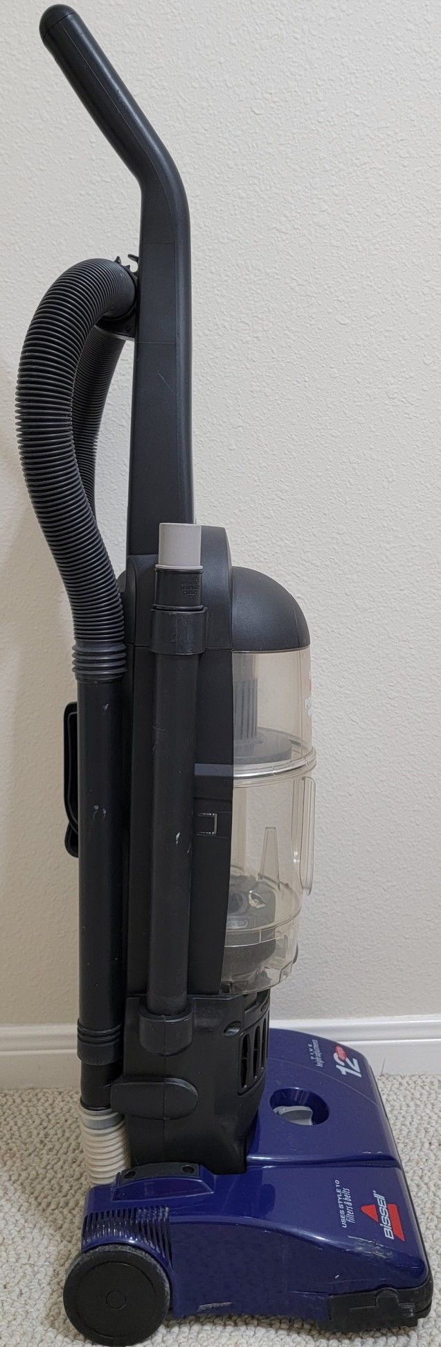 Bissell Powerforce Upright Bagless Vacuum Model 65793 12 Amps for
