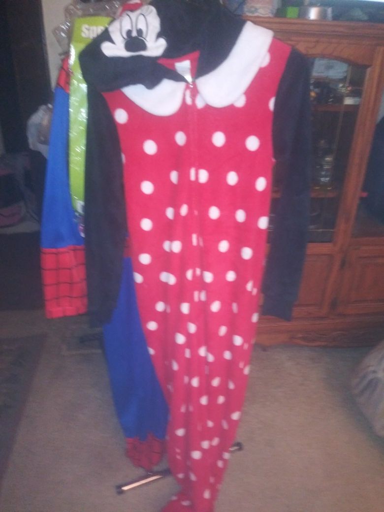 Minnie Mouse costume