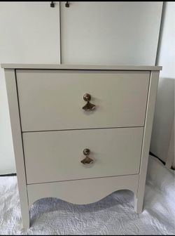 Night stand