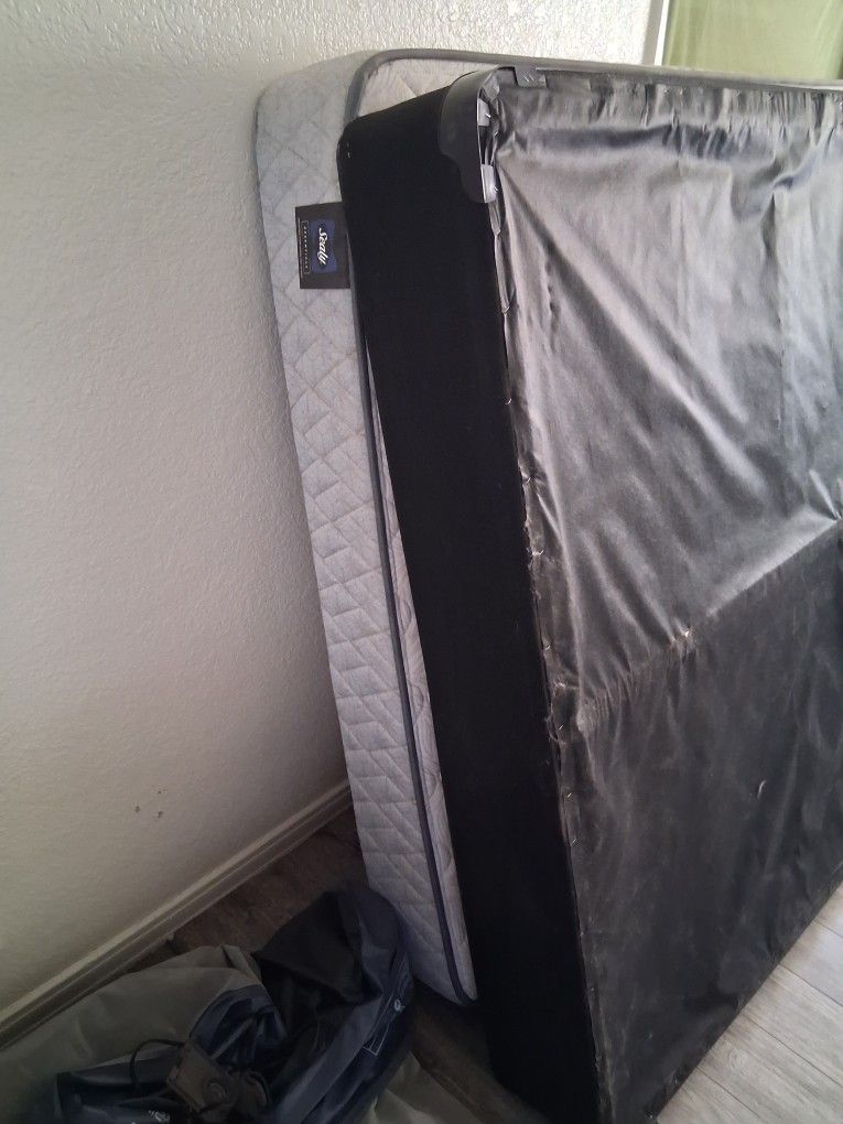 Queen Mattress And Box Spring