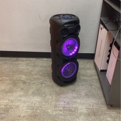 Xoxo Boombox10