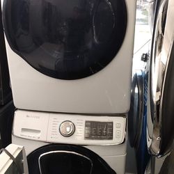 Samsung  Washer And Gas Dryer Set For $720