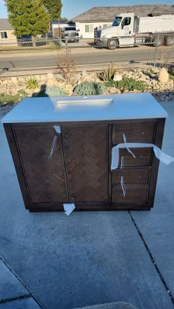 English Walnut 42” Single Bath Vanity (OPENED BOX)