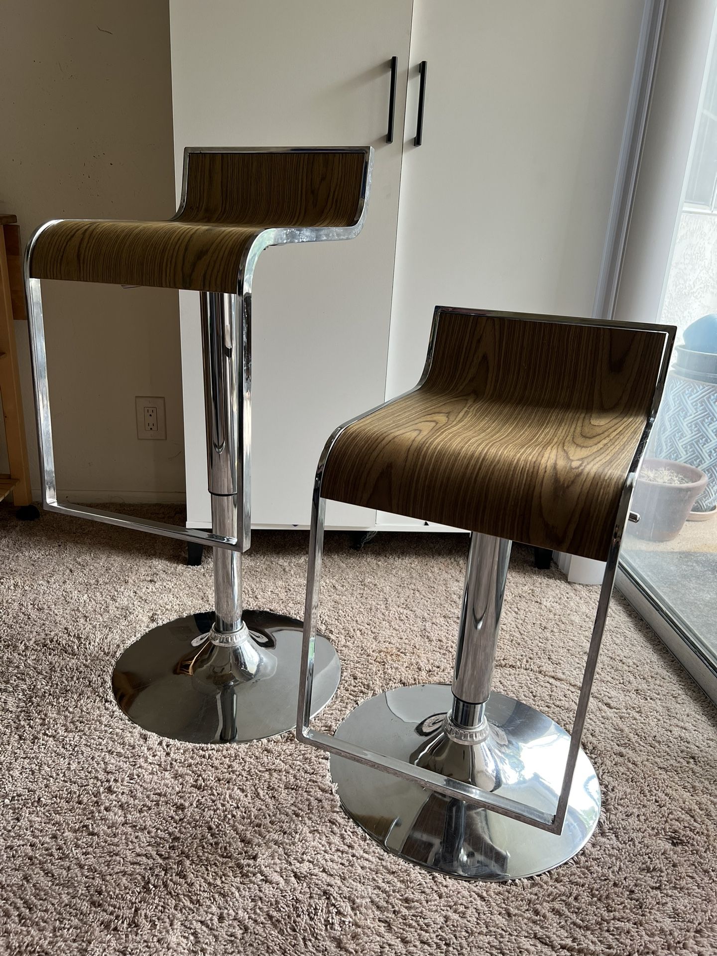 Pair of Height Adjustable Bar Stools