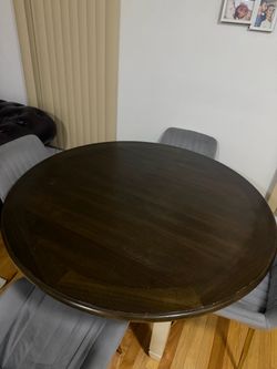 Dining table with 4chairs