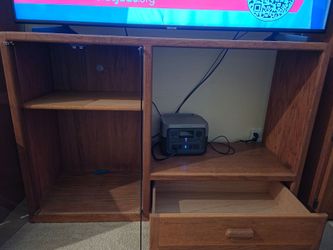 Bookshelves and hutch
