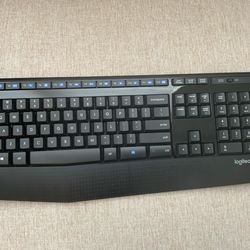 Logitech Wireless Keyboard – Like New