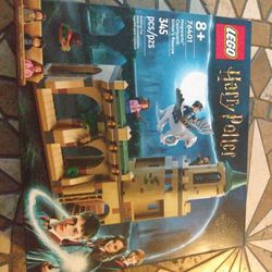 And New Lego Harry Potter Set Number 76401 In Box Unopened