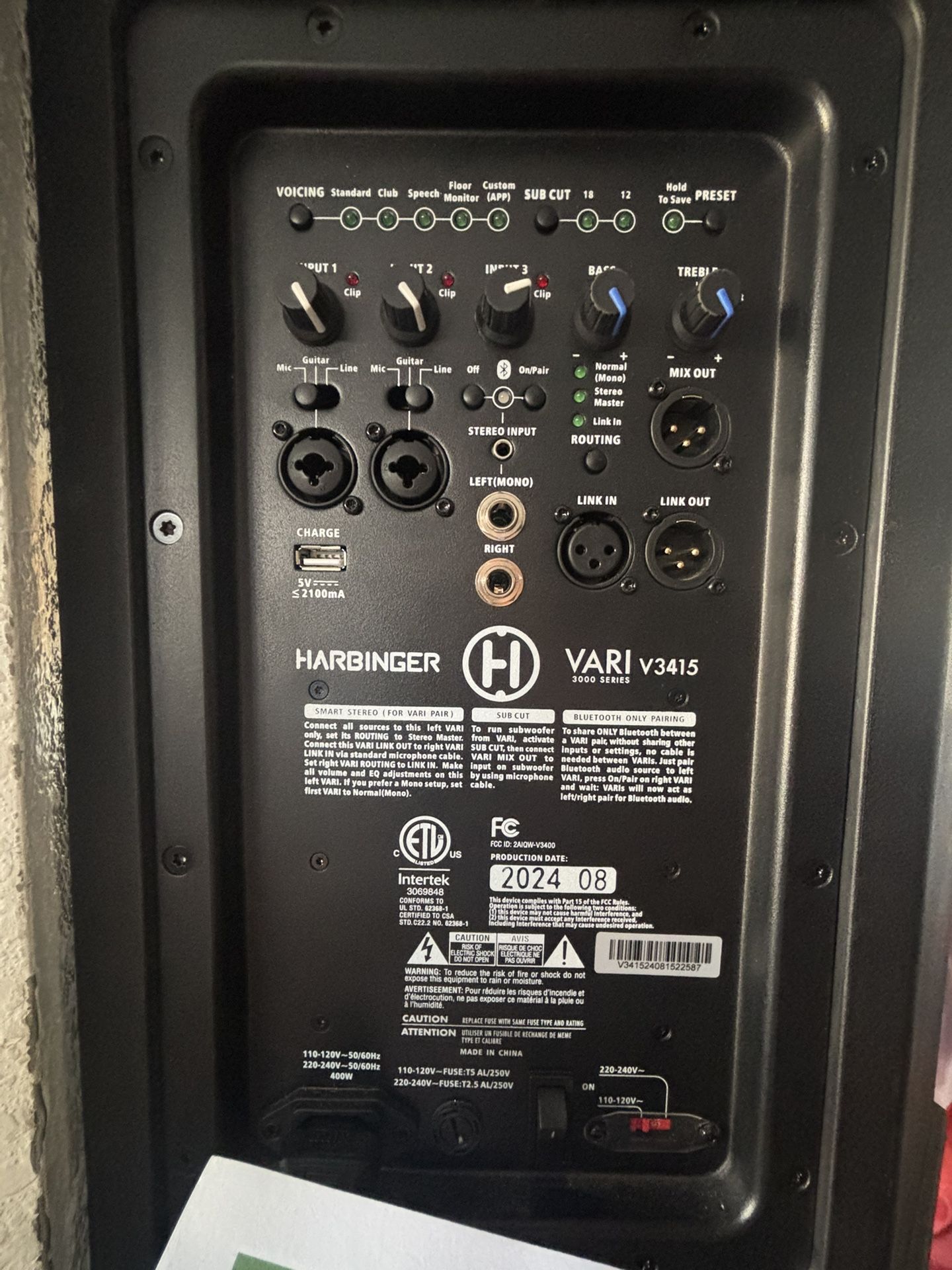 2 -Harbinger V3415 Speaker Duel