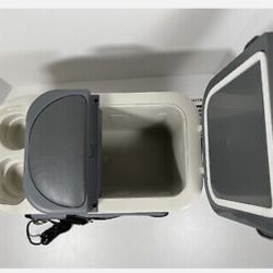 Vector VEC223 Travel Cooler & Warmer 12v DC For Camping RV Vehicle WORKS Console