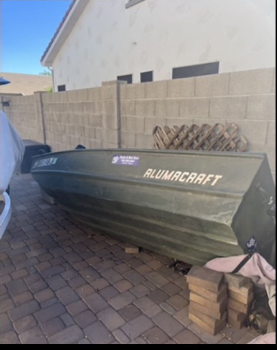 10 FT JON BOAT for Sale in Peoria, AZ OfferUp