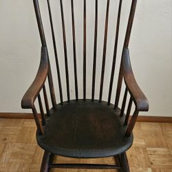 Antique Rocking Chair 