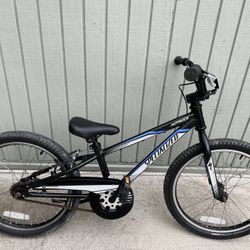 20” Boys Specialized Hotrock Bike